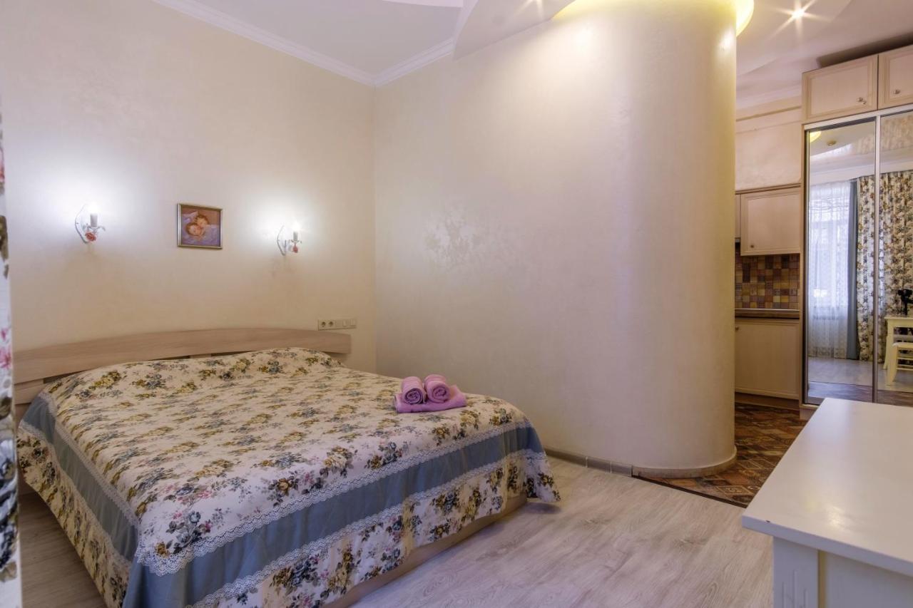 Studio Near Deribasovskaya Одеса Екстер'єр фото